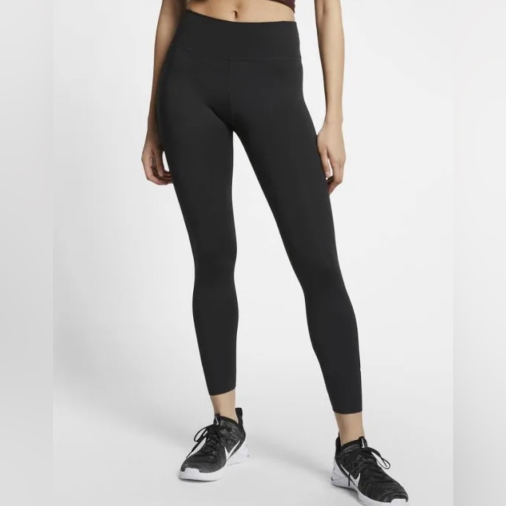 Nike Yoga - Women's High-Waisted 7/8 Leggings